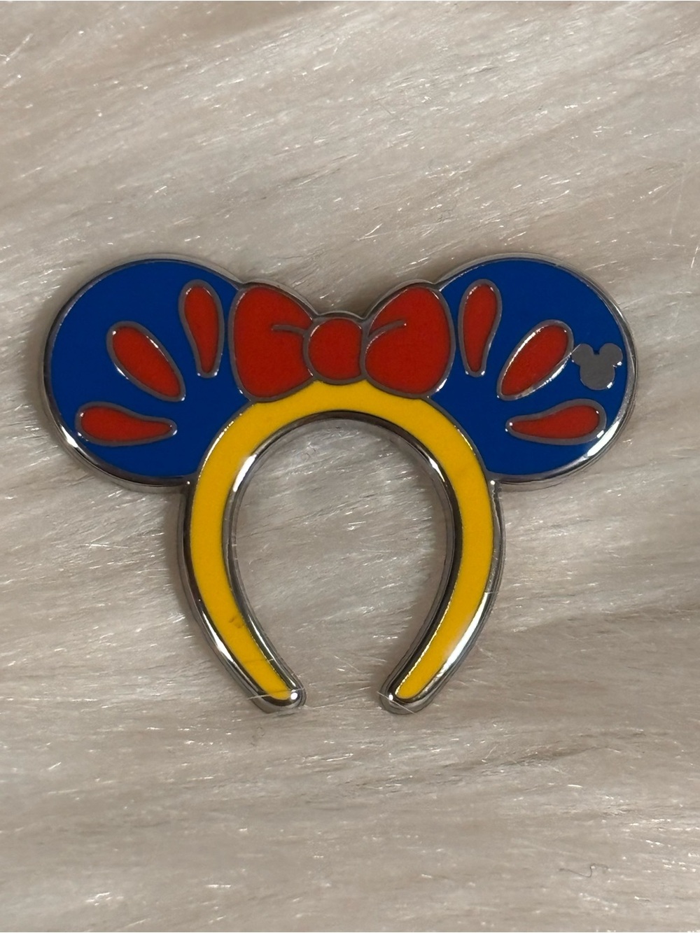 DLR Snow White Ear Headbands Set Hidden Mickey Disney Pin 2026 Wave A